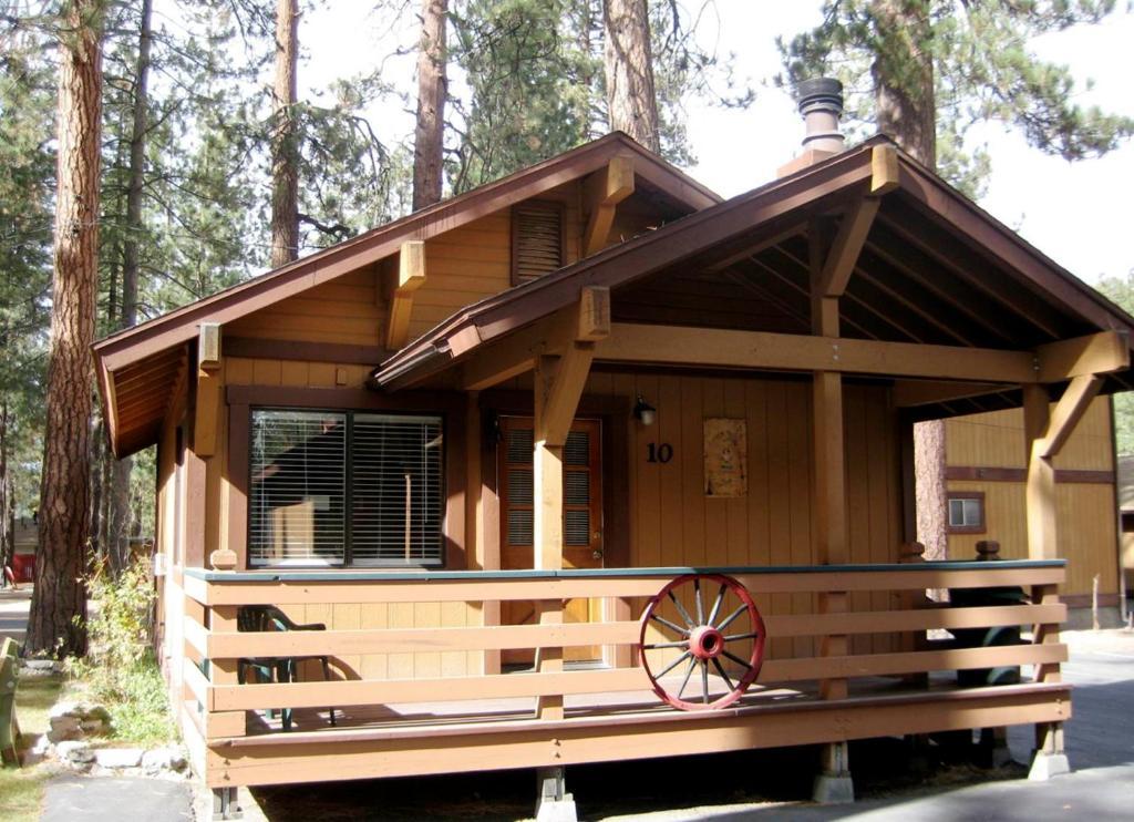 Majestic Moose Lodge - Coptic Village Big Bear Lake Ruang foto
