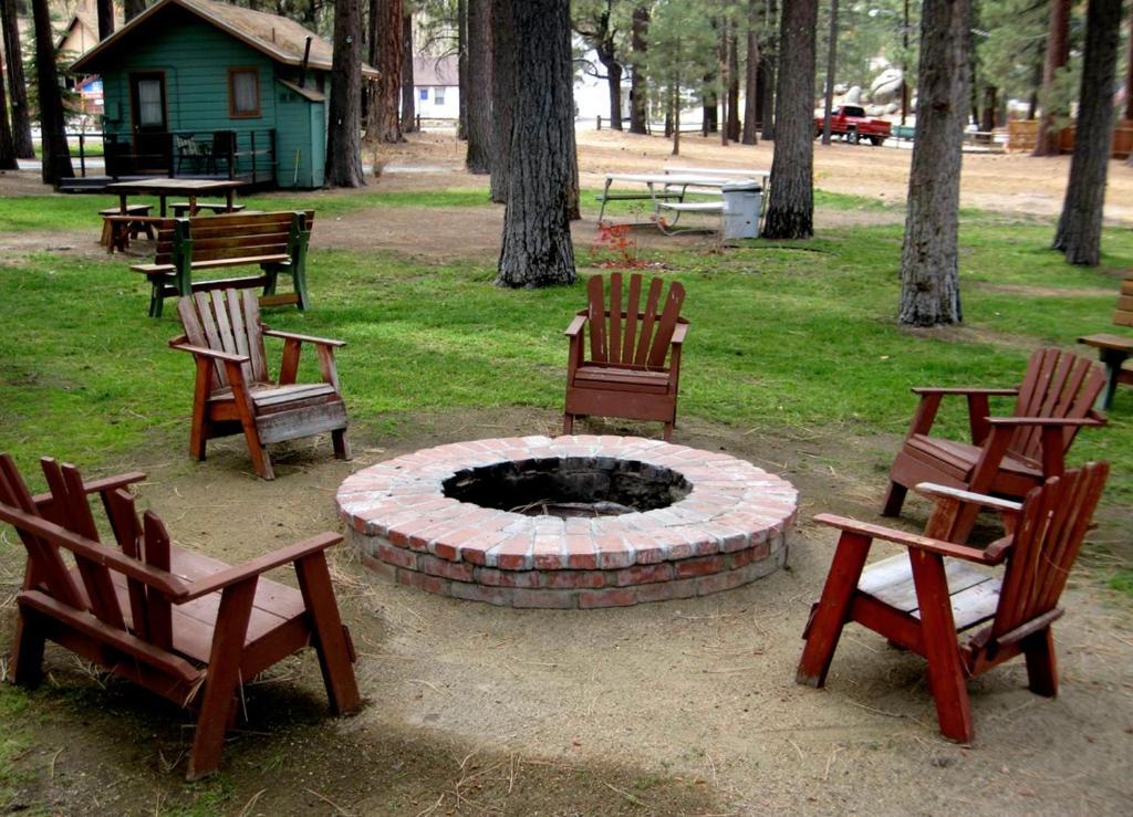 Majestic Moose Lodge - Coptic Village Big Bear Lake Bagian luar foto